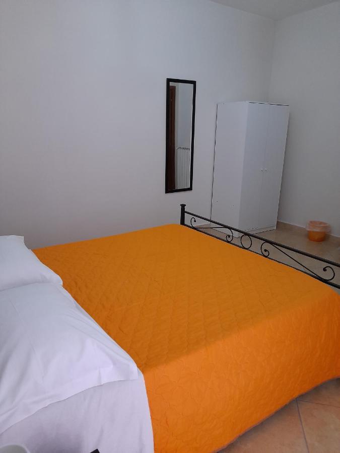 Flavia Apartment กาสเตลลัมมาเร ดิ สตาเบีย ภายนอก รูปภาพ
